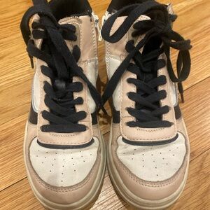Zara Multi-tone Pink and cream girls sneakers Sz 31